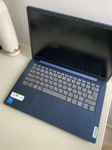 Notebook Lenovo IdeaPad 1 14IAU7 14" Full HD - Estado de Novo (Pouquíssimo Uso)