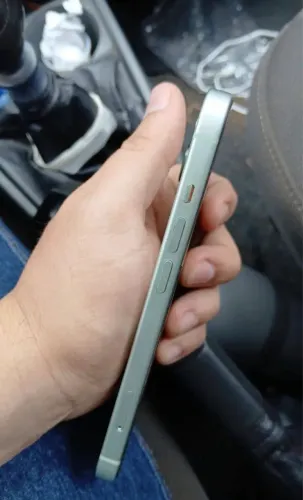iPhone 15