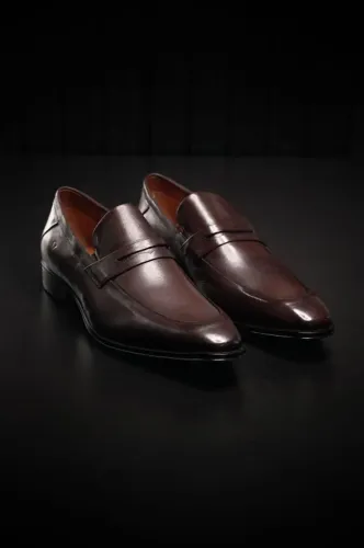 SAPATO SOCIAL LISO MARROM