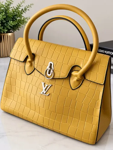 Bolsa linda e chic