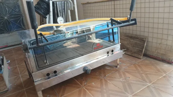 Vendo forno de pizzas 