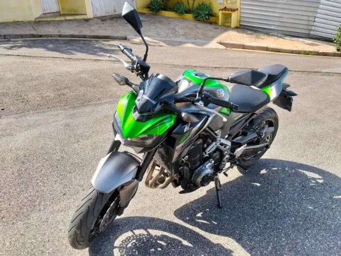 Kawasaki Z 900 2020 linda, original, pronta para role