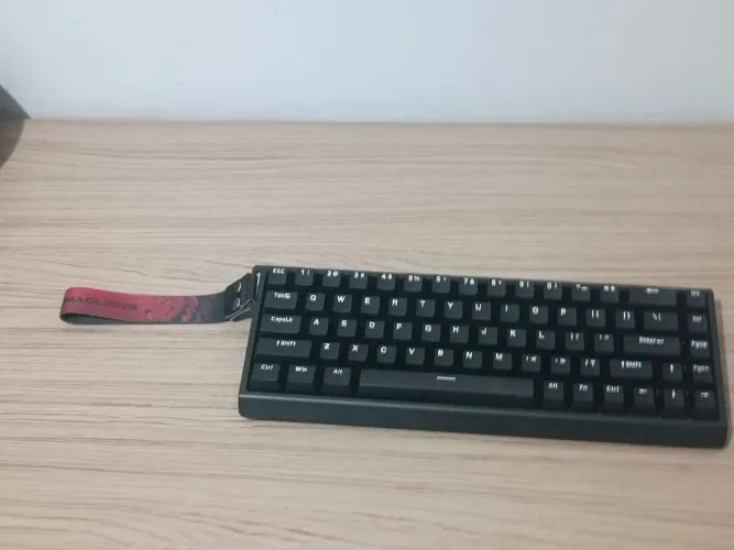 Teclado Gamer Magnético MAD 68 He