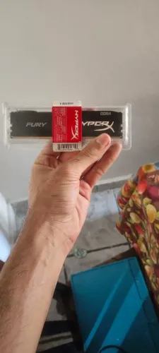 Memória ram hyperx 8gb ddr 4 nunca usada