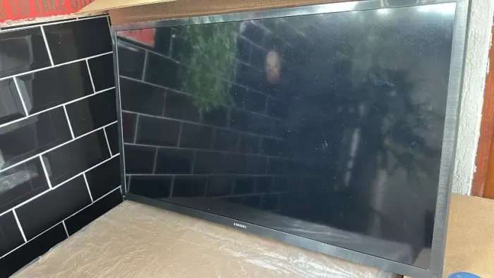 Tv Samsung tela trincada