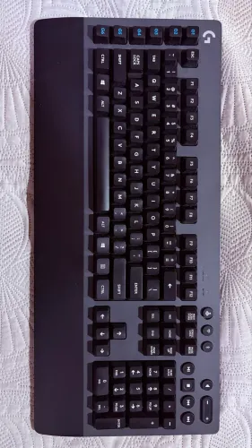 Teclado Gamer Logitech G63 Wireless e Bluetooth 
