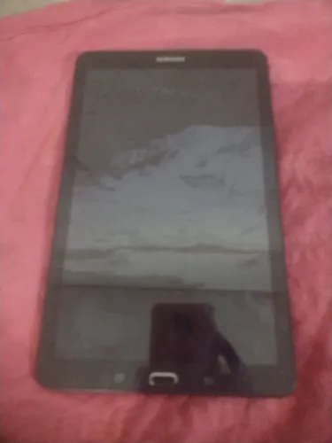 Tablet semi novo