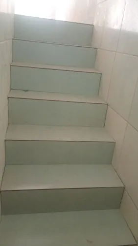 Pedreiro e ladrilheiro em geral 