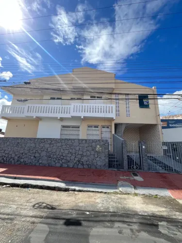 Casa para alugar na na Rua Deputado Antônio Torres, bairro Cirurgia