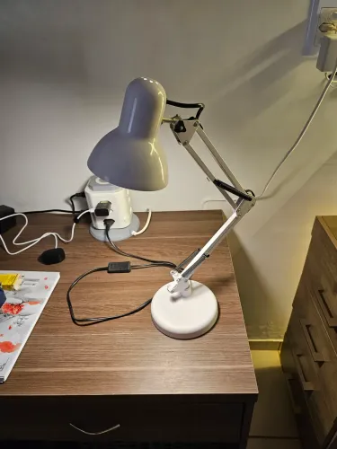 Luminária de mesa 64 cm articulada