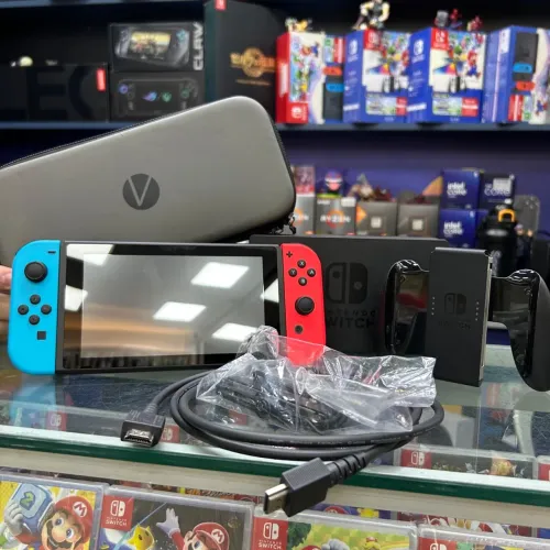 CONSOLE NINTENDO SWITCH V2 DESBLOQUEADO NEON 128GB SEMINOVO