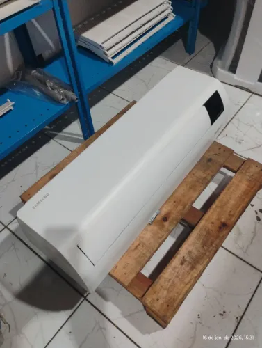 UNIDADE EVAPORADORA SAMSUNG ULTRA 12000BTU 220V MOD AR12AVHZDWKNSZ