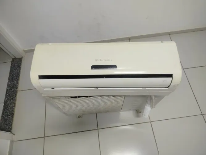 Ar condicionado Split Eletrolux 7.500 BTUs