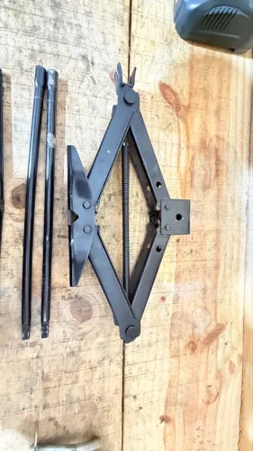 Macaco hidráulico Ford Ranger 