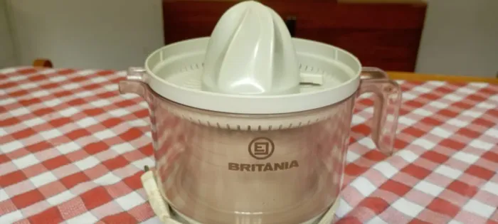 Espremedor de Frutas Britânia - Funcionando Perfeitamente - Ótimo Estado