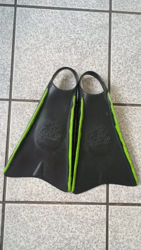 Nadadeira kapaloa para natação XS (34/35) (semi nova)