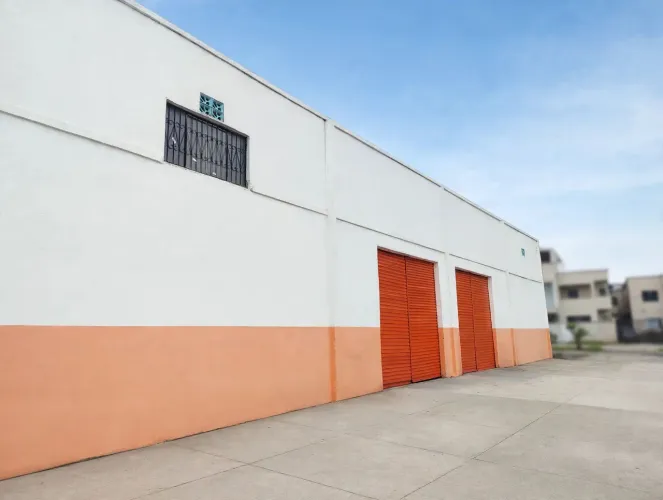 GALPÃO SÃO JORGE - 750 m²<br>