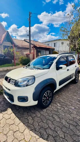 Fiat Uno WAY 1.4 EVO Dualogic Flex 8V 5P 2016