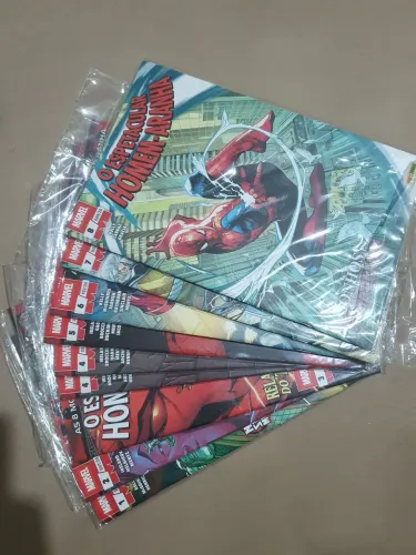 HQs Marvel Espetacular Homem Aranha 1 ao 8