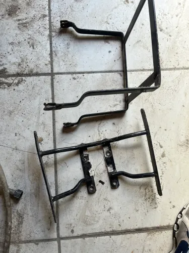 Suporte de bau para fan 125. 10,11,12,13