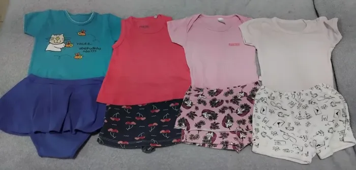 Lote de roupinhas para bebê menina tamanhos 8 meses