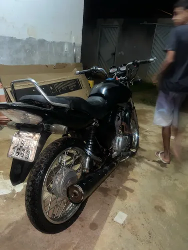 Fan 125 2009 vendo ou troco em moto do meu interesse!