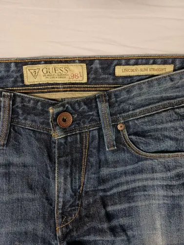 Calça jeans GUESS original Los Angeles/EUA tamanho 40