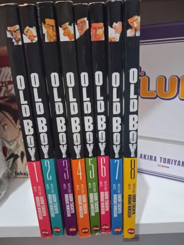 Old Boy 8 volumes completo usado