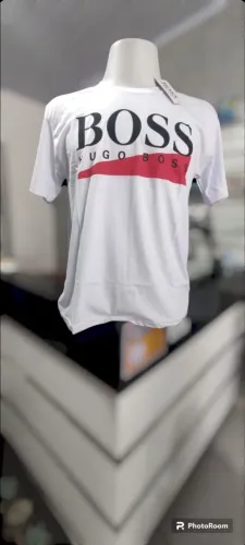 Camisetas e roupas masculinas