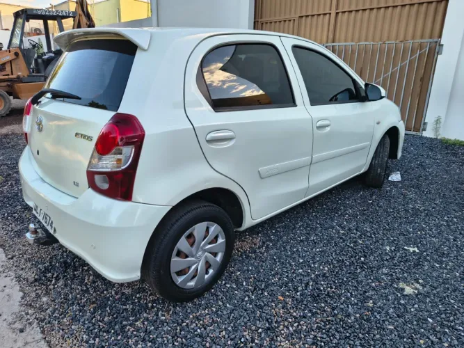 Toyota Etios X 1.3 Flex 16V 5P Aut. 2019
