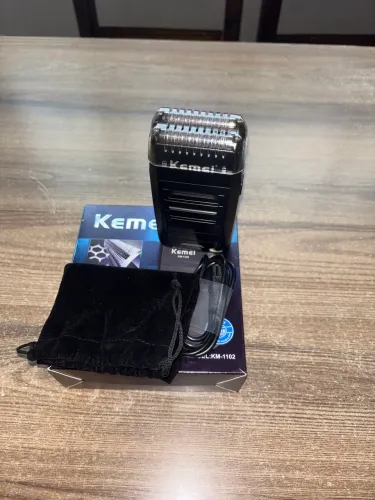 Barbeador Kemei