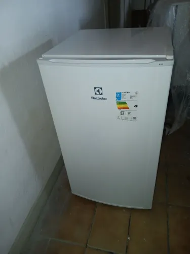 Frigobar Electrolux 120 l semi.novo entrego Grátis local