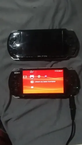 Dois PSP 3001 (só vendo tudo)