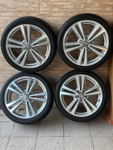 Jogo de Rodas Originais Audi S3 (com pneus)