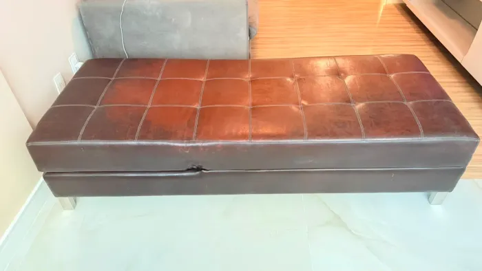 Recamier / Chaise Longue Reclinável em Couro Marrom - Excelente Estado