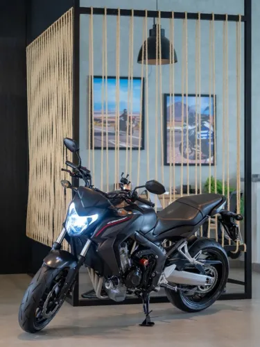HONDA CB 650F - 2015