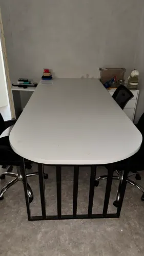 Mesa de reunião em MDF