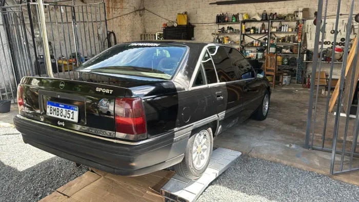 Chevrolet Omega GLS 2.2 / 2.0 (álcool) 1993