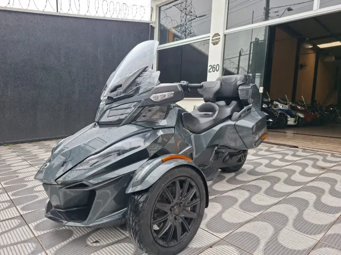 BRP CAN AM SPYDER RT LIMITED 2018 PARA O MAIS EXIGENTE COMPRADOR