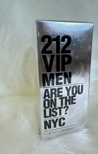 Perfume 212 Vip 200ml lacrado