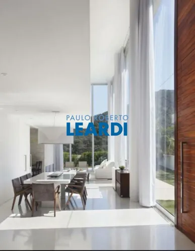 CASA EM CONDOMÍNIO - TAMBORÉ - SP