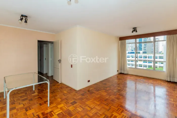 Apartamento à venda Rua Barão do Triunfo, Campo Belo - São Paulo