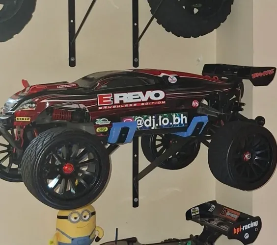 TRAXXAS E-REVO 1/08