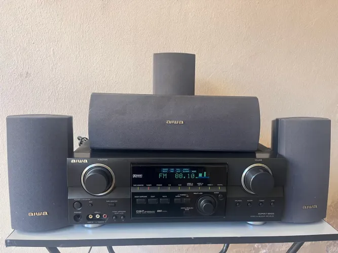 Receiver Aiwa AV-DV75 com caixas Importado do Japão
