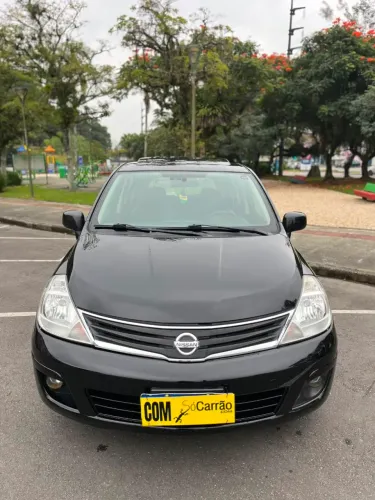 Nissan Tiida SL 1.8/1.8 Flex 16V Aut. 2011