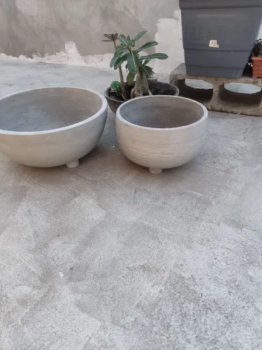 Vaso em cimento p Rosa deserto