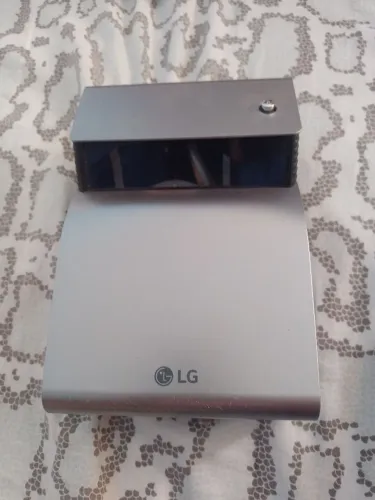 TV Portátil LG Cinebeam PH450U