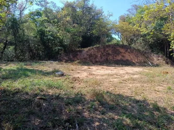 VENDE SE CHACARA EM FLORESTAL