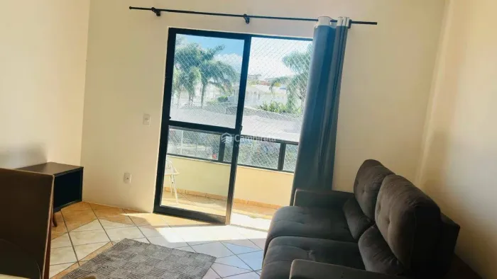 Apartamento 01 dormitório em Capoeiras para locação