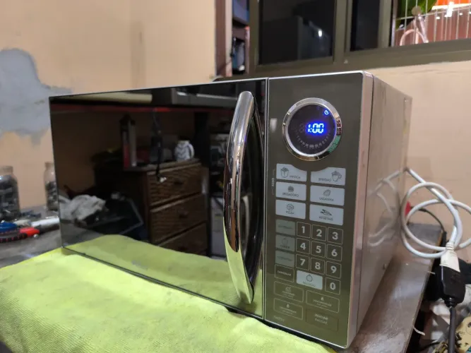 Microondas Philco 30 litros Inox espelhado 127v